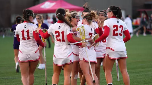 Women's Lacrosse Celebrates Goal
