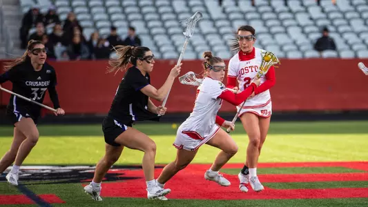 Women's Lacrosse Action vs Holy Cross