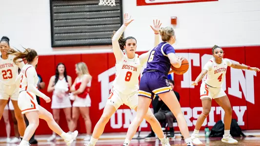 Photo of women's basketball sophomore Aina Grané playing defense against UAlbany.