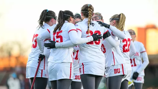 Women's lacrosse huddle