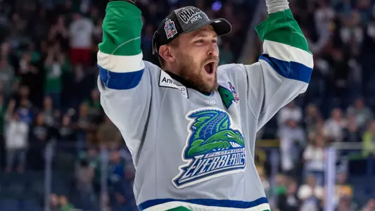 Bobo Carpenter lifting the Kelly Cup