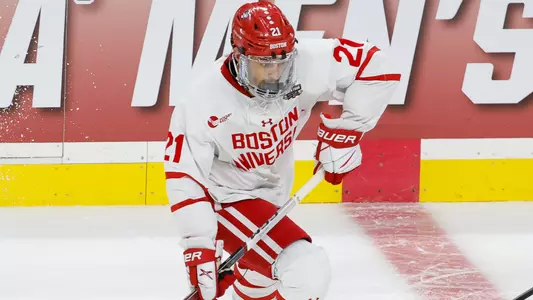 Devin Kaplan playing hockey