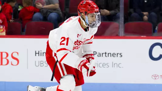 Devin Kaplan playing hockey