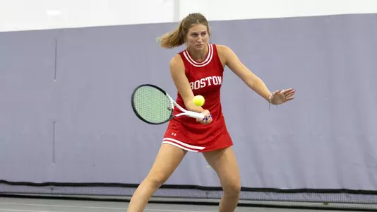 Uma Bakaityte playing tennis