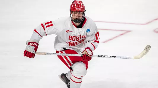 Kamil Bednarik playing hockey
