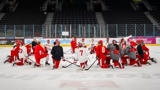 Women's ice hockey on the ice at SSE Arena practice