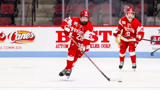 Julia Curran playing hockey at Agganis Arena 2026