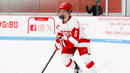 Anezka Cabelova playing hockey