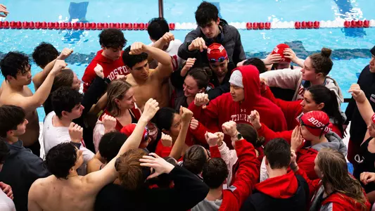 Swimming & Diving huddle vs. MIT