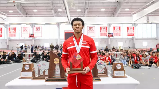 Zachary Cox with his Major Award