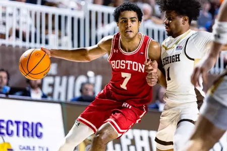 Azmar Abdullah playing basketball.