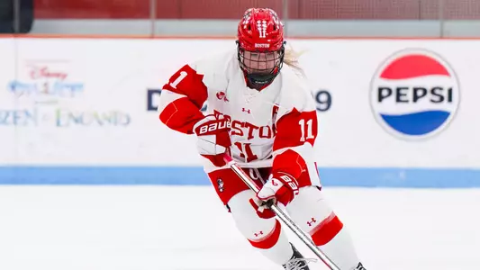 Sydney Healey playing hockey close up