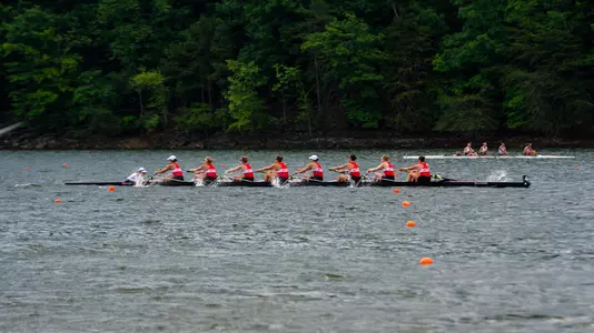 2V8 rowing at NCAAs on Sunday