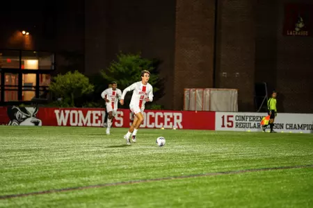 Anthony Harper plays against Harvard at night