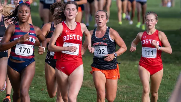 Luna Scorzelli and Cali Buxbaum competing at the Friar Invitational