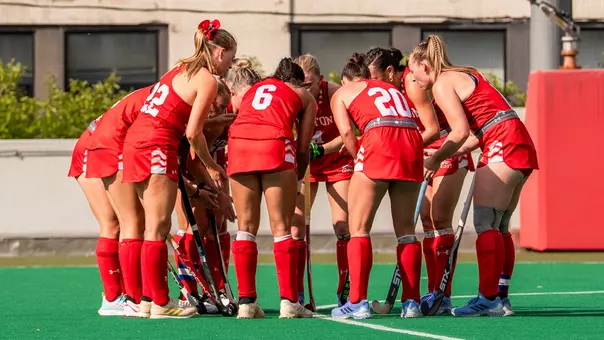 Corner huddle vs. Merrimack