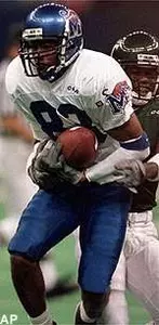 Ryan Johnson hauls in<br>a pass for 31 yards<br>during the first quarter<br>of Saturday's victory over<br>Tulane.