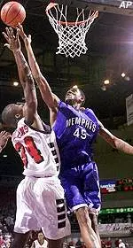 Kelly Wise scored 18 points and grabbed 10 rebounds in Memphis' 76-61 victory Tuesday.