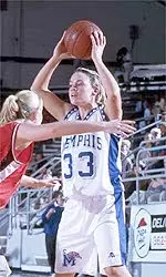 Lauren Jackson led squad with 14 versus USM.