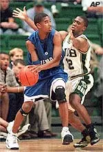 Courtney Trask led Memphis with 16 points and six assists in Sunday's win over the 49ers.