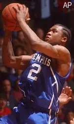 Dajuan Wagner shoots in front of Mississippi's Jason Harrison during the second half.