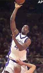 Forman scored 11 points during a 21-4 run that cut a 20-point lead to three.