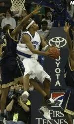 Sean Banks scored 19 points and grabbed 12 rebounds.