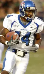 Earnest Williams looks for an opening in the UAB defense.