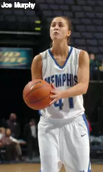 Aroha Jennings scored 10 points in the loss to Kentucky, Saturday.