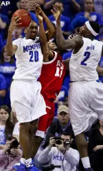 Doneal Mack (20) had 18 points vs. Houston.