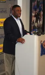 Memphis head coach Larry Porter signed 26 Tigers to the 2010 roster.