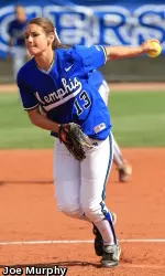 Senior LHP Janelle Valle struck out a career best nine hitters in a 5-1 victory over Mississippi Valley State.