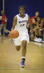 Ariel Hearn notched a career high against Illinois.