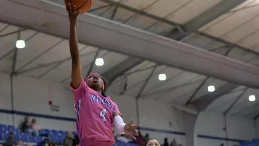 Ariel Hearn, 2015-16 Women's Basketball