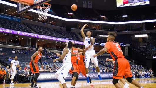 Kyvon Davenport vs. Mercer
