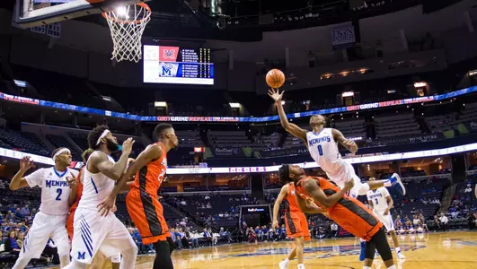 Kyvon Davenport vs. Mercer
