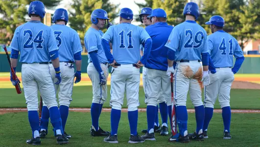 Team, huddle, coaches