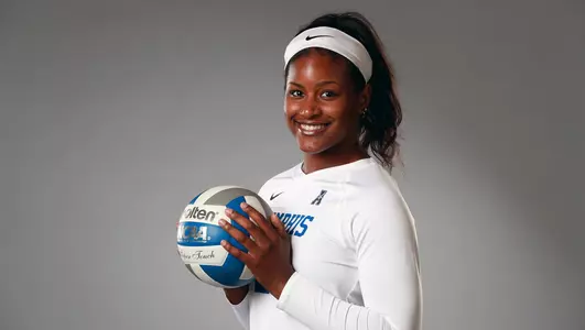 Daija Lowe, 2017 Volleyball