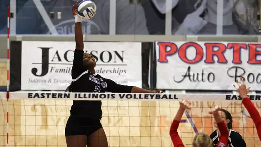 Daija Lowe, 2017 Volleyball