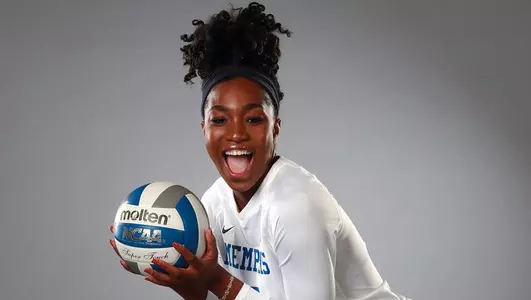 Adjuwa Osborne, 2017 Volleyball