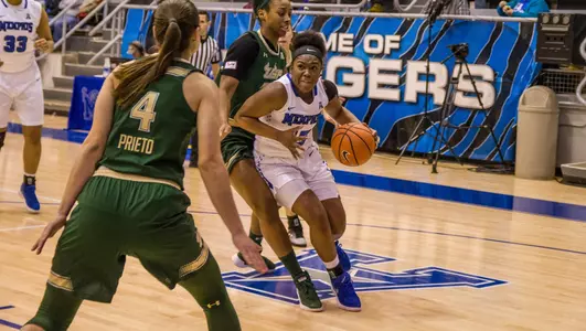 Taylor Barnes vs.USF 1-17-18