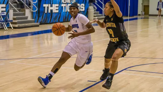 Brea Elmore vs. Wichita St. 1-27-18