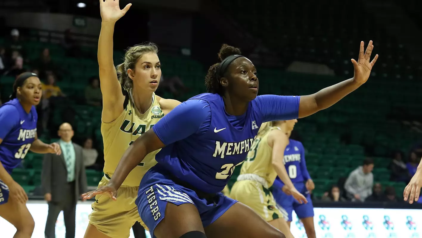 Manaya Jones at UAB