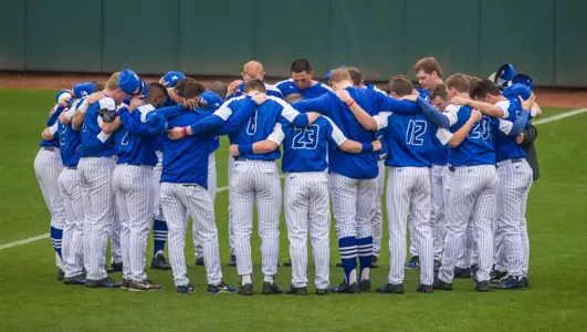 Team, huddle, pregame