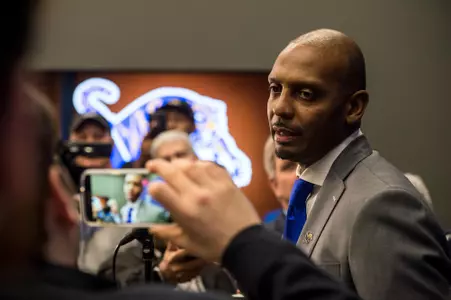 Head Coach Penny Hardaway