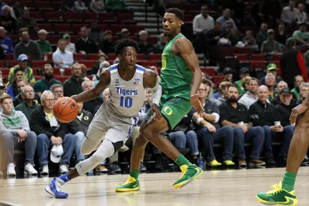 NCAA Basketball: Memphis at Oregon