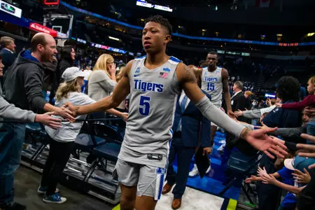 Memphis Men’s Basketball vs. University of Illinois at Chicago