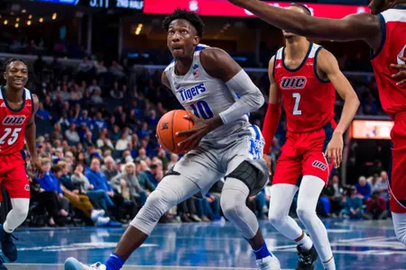 Memphis Men’s Basketball vs. University of Illinois at Chicago