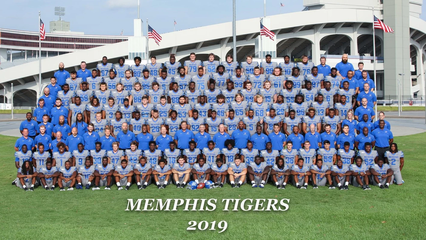 2019 Football Team Photo