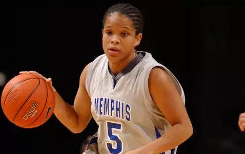 Paris Leonard